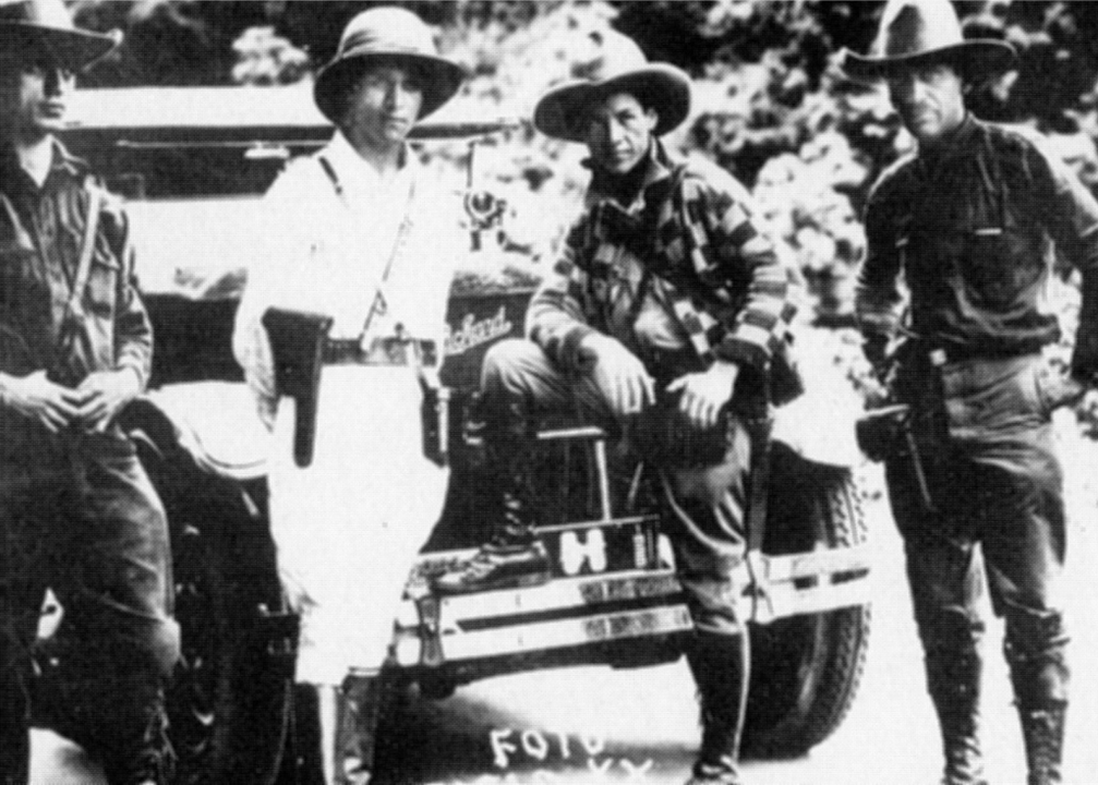 1930: Hunting Sandino